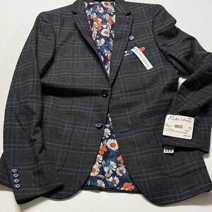 Paisley & Gray Dark Plaid Blazer with Floral Lining
